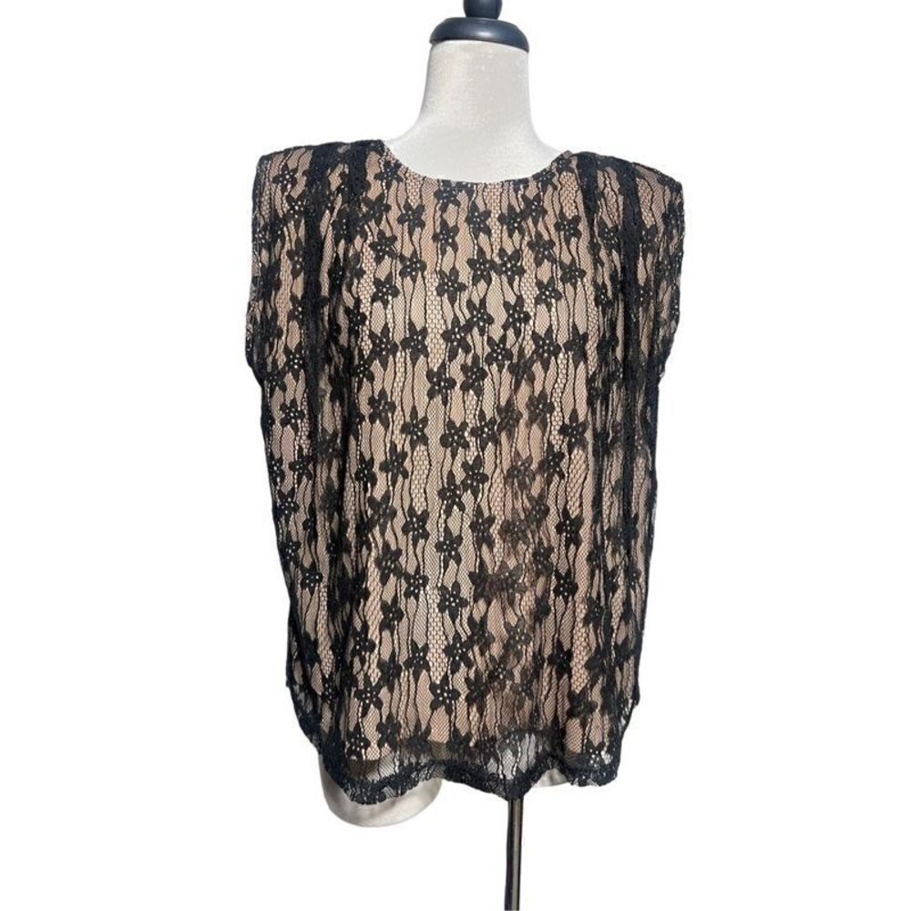 Entro NWT Sleeveless Black and Tan Lace BoxyβBlouse SizeβSmall